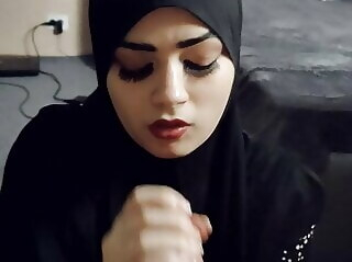Muslim girl gets cumshot on her face after handjob amateur blowjob cumshot